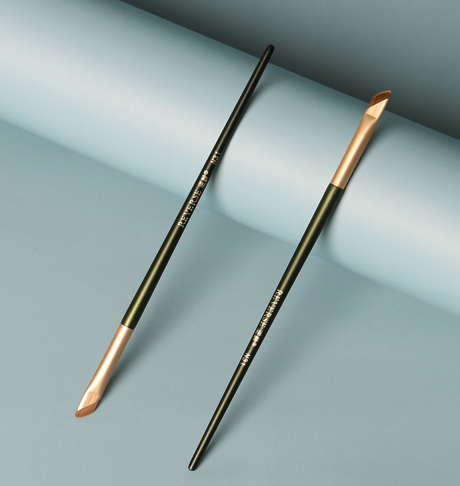 逆龄刀锋眼线刷N31斜角刀锋刷眼睑下至卧蚕刷眉刷